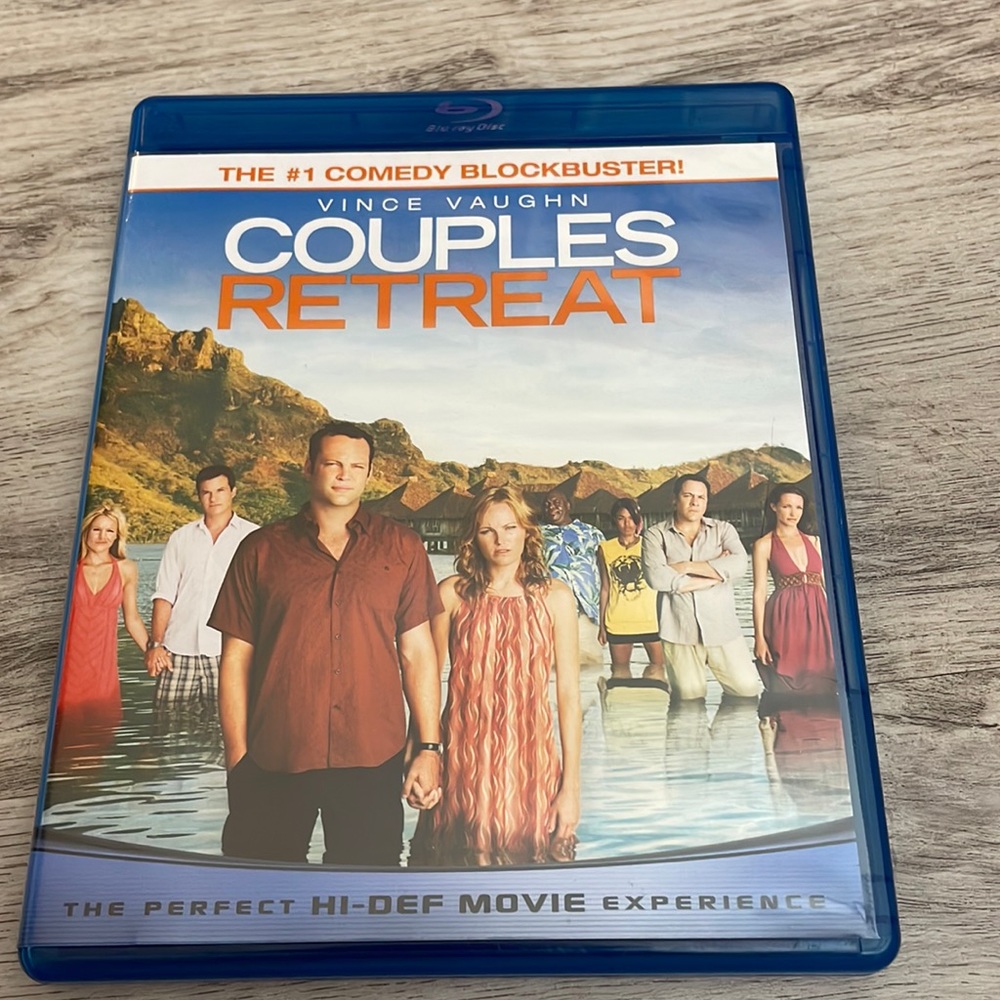 Couples Retreat Blu-Ray DVD Movie Starring Vince Vaughn & Jason Bateman PG-13